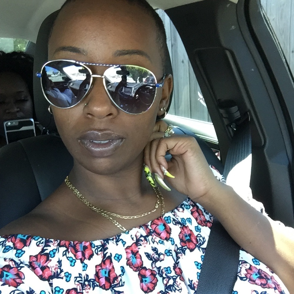 Meet your Posher, Mahogany_barbi